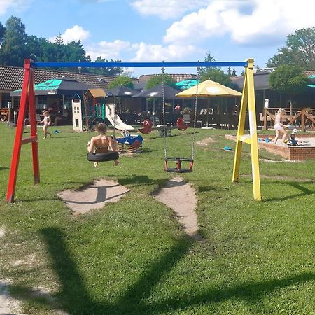 Bungalow - 6 Personen Gelegen In De Nabije Omgeving Van Avonturenpark Hellendoorn En De Prachtige Sallandse Heuvelrug En Eelerberg المظهر الخارجي الصورة